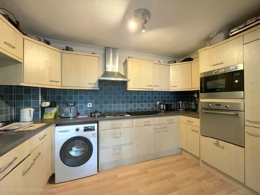Property carousel item 4