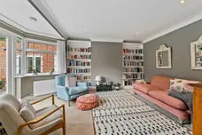 Roedean Crescent, Roehampton, London