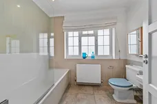 Roedean Crescent, Roehampton, London