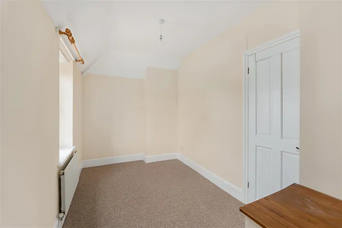Property carousel image 7