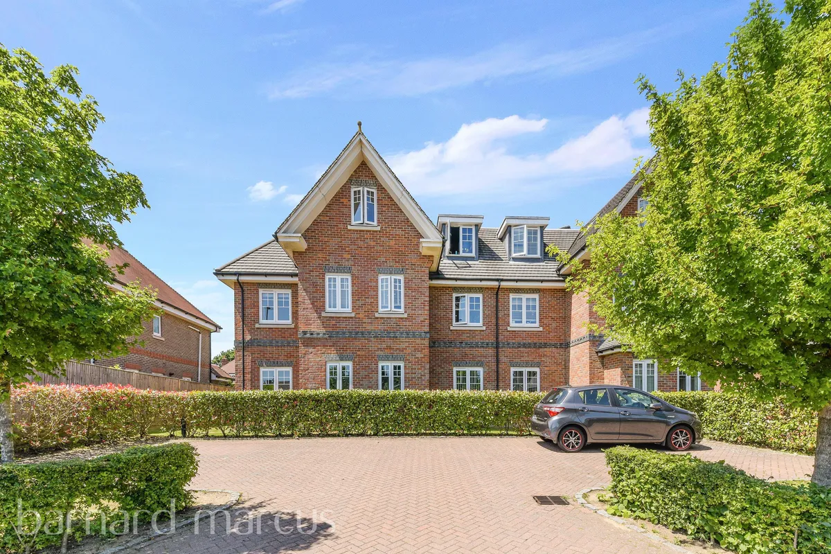 Magnolia Drive, Banstead