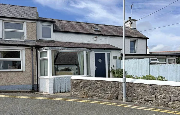 Moelfre, Isle of Anglesey, LL72