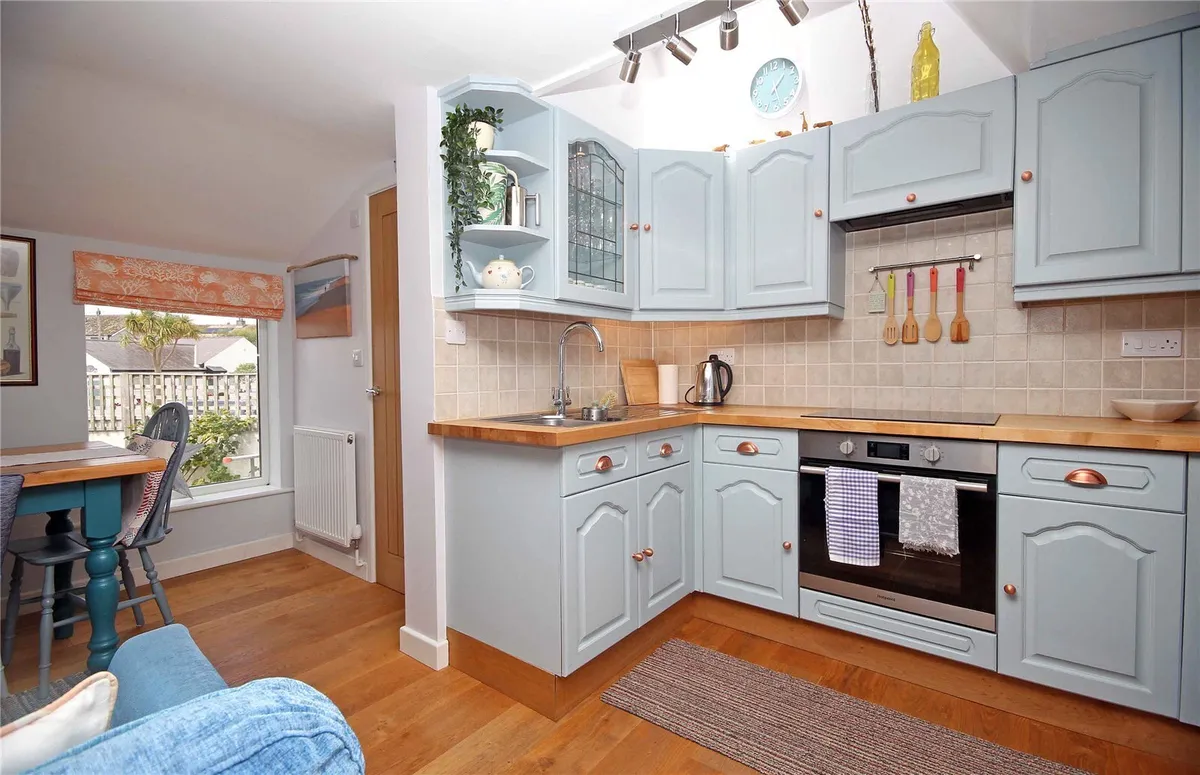 Moelfre, Isle of Anglesey, LL72