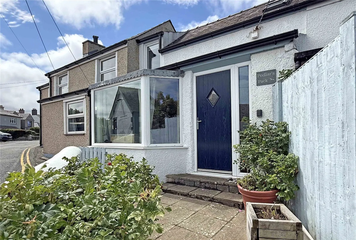Moelfre, Isle of Anglesey, LL72