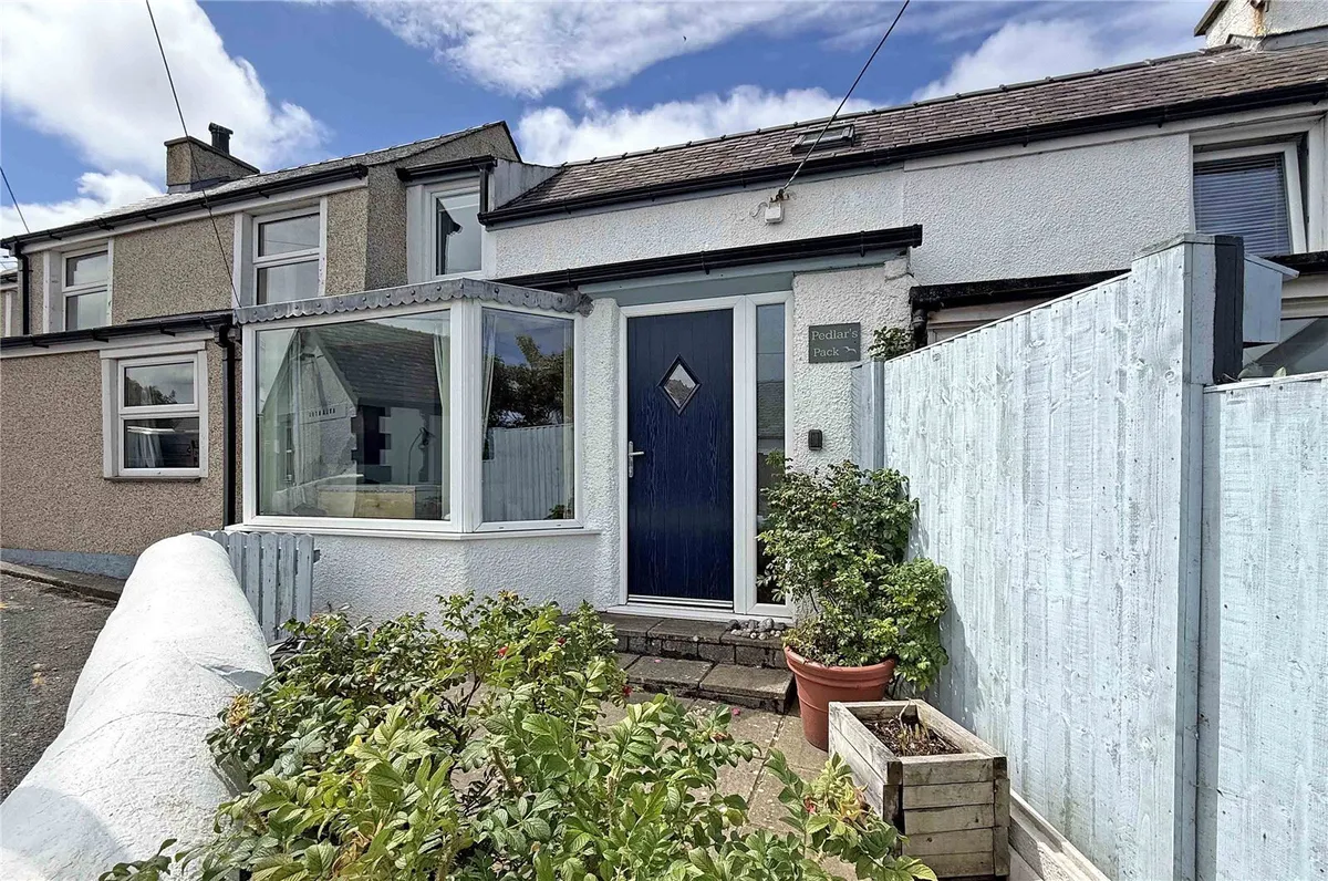 Moelfre, Isle of Anglesey, LL72