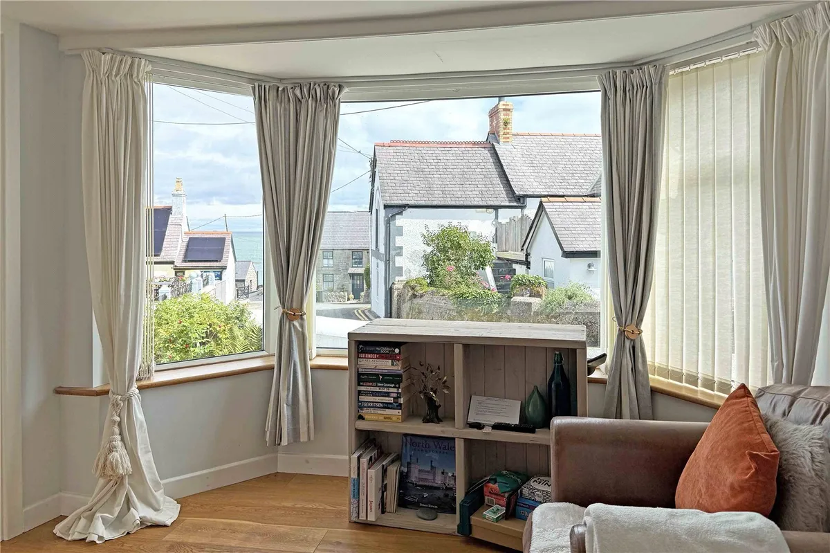 Moelfre, Isle of Anglesey, LL72