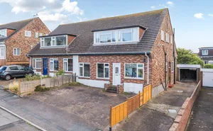 Mount Pleasant Avenue, Exmouth, Devon, EX8 photo