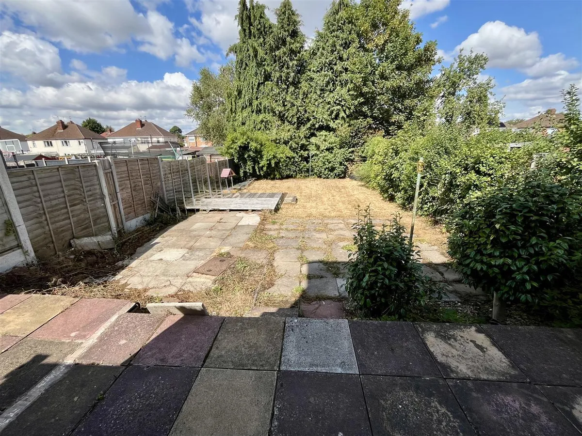 Oxley Moor Road, Wolverhampton