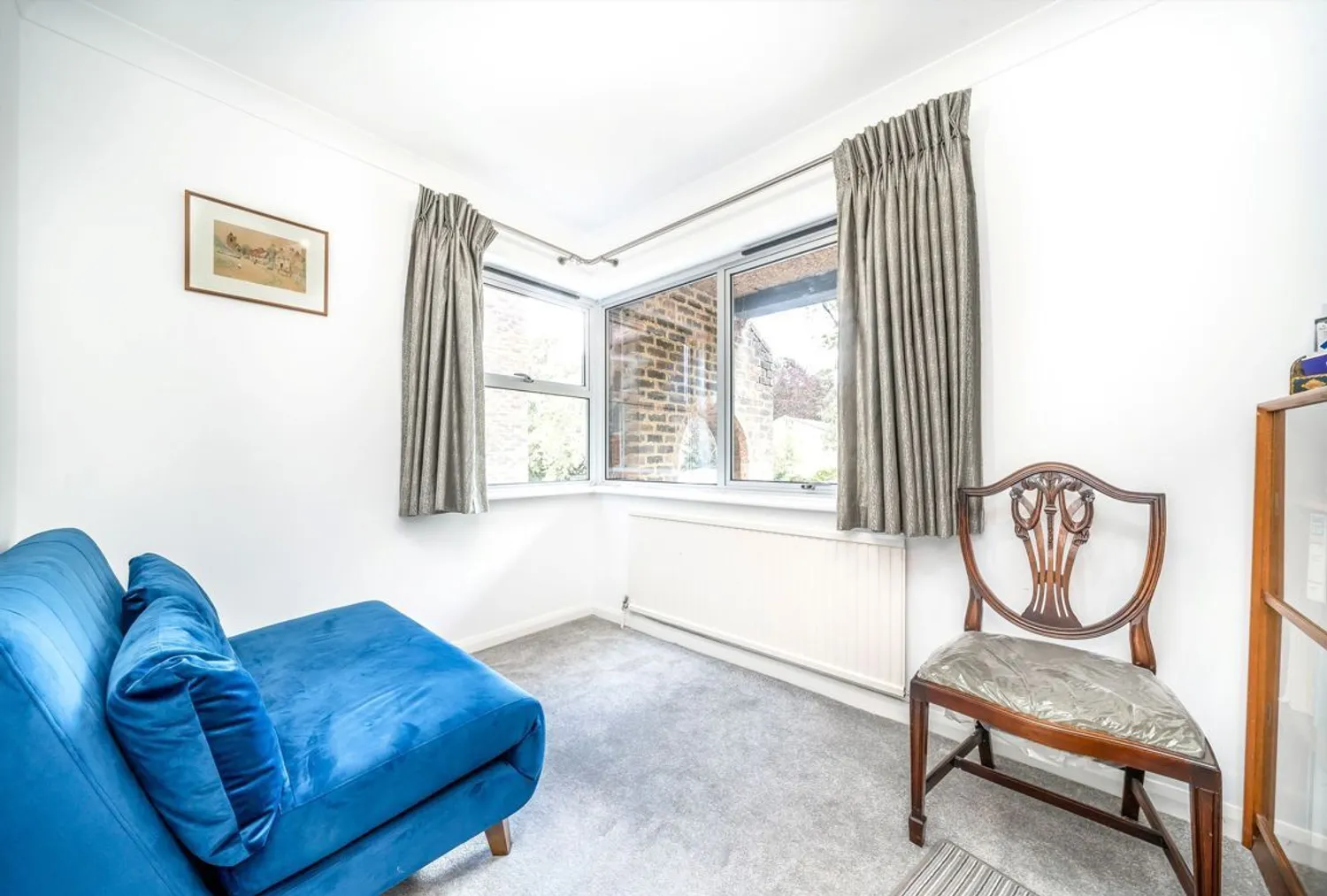 Stroudwater Park, Weybridge, KT13 photo 6