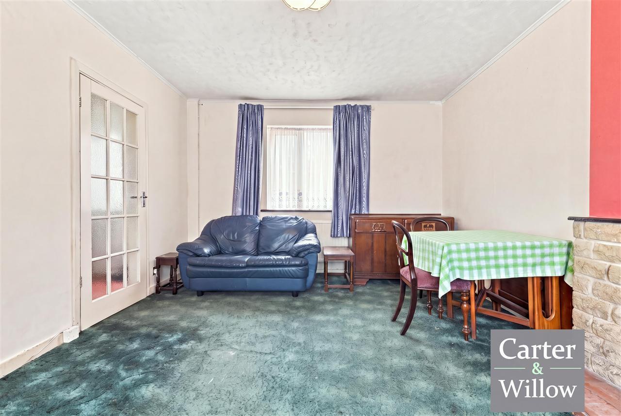 Sutton Road, Barking, Essex Image 5