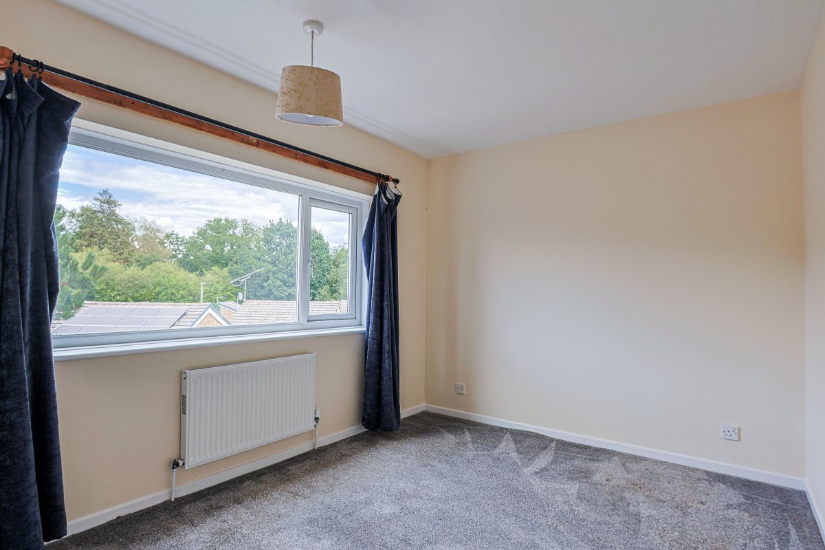 Thames Close, Ferndown Image 13