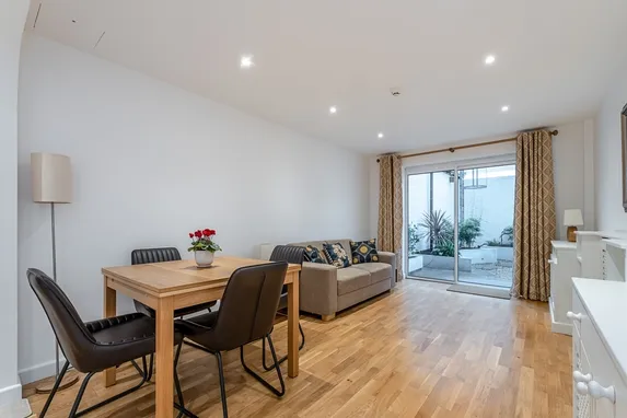 St. Georges Square Pimlico SW1V