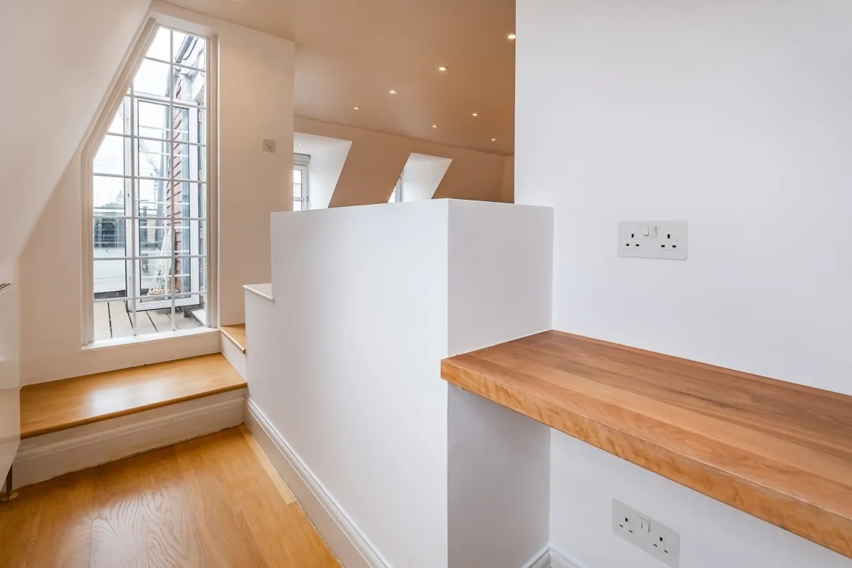 Elystan Street London SW3 photo 4