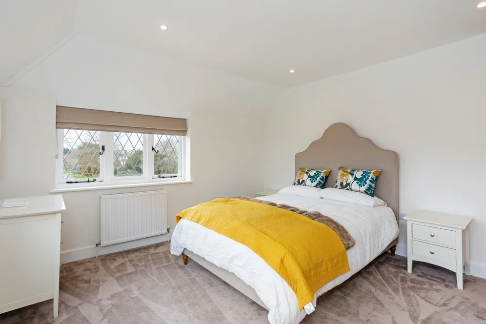 Chequer Lane Bosham PO18 photo 8