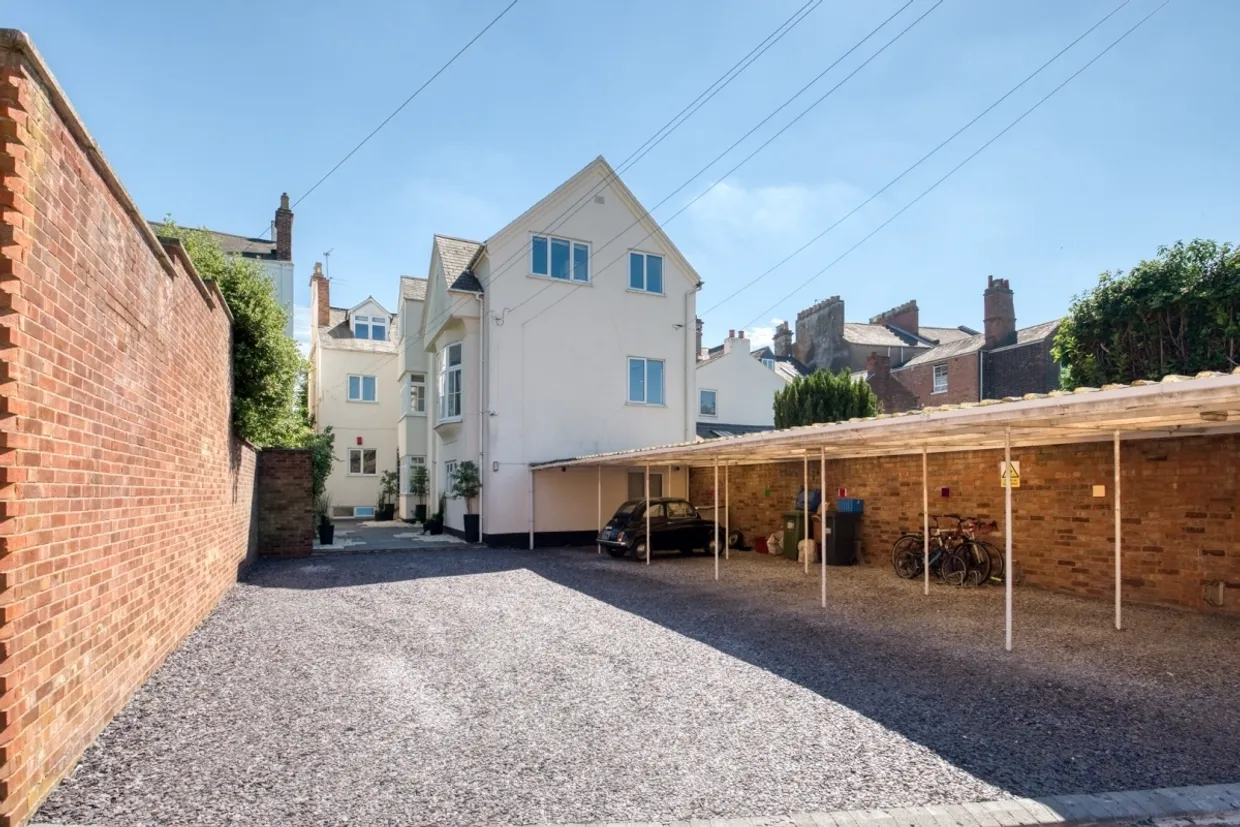 Binswood Avenue Leamington Spa CV32 photo 9