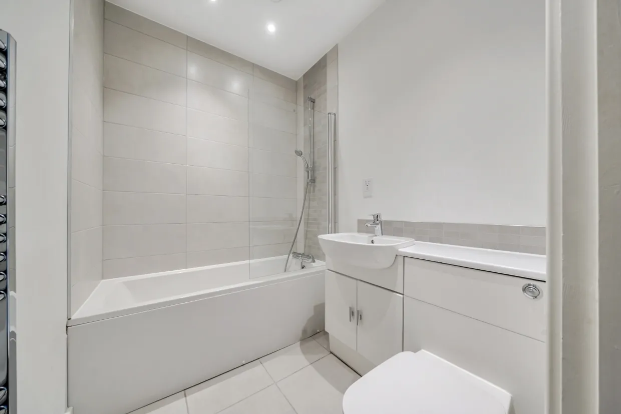 12 Union Place, Bartholomew Street Newbury RG14 photo 3