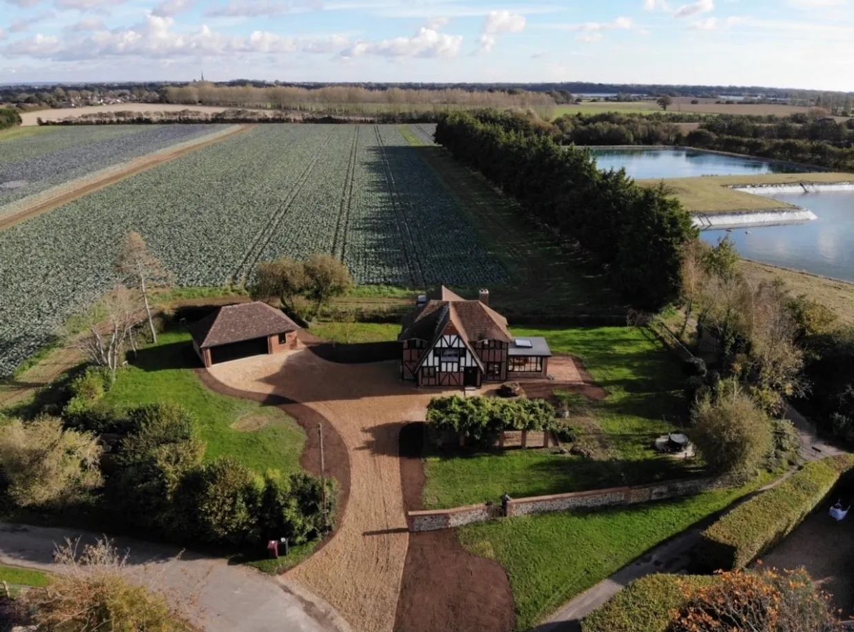 Chequer Lane Bosham PO18 photo 14