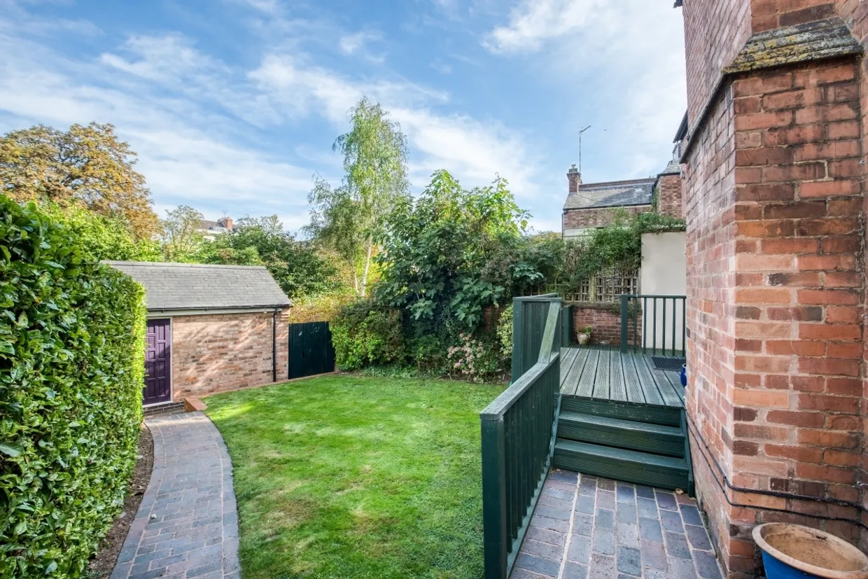 Beauchamp Hill Leamington Spa CV32 photo 20