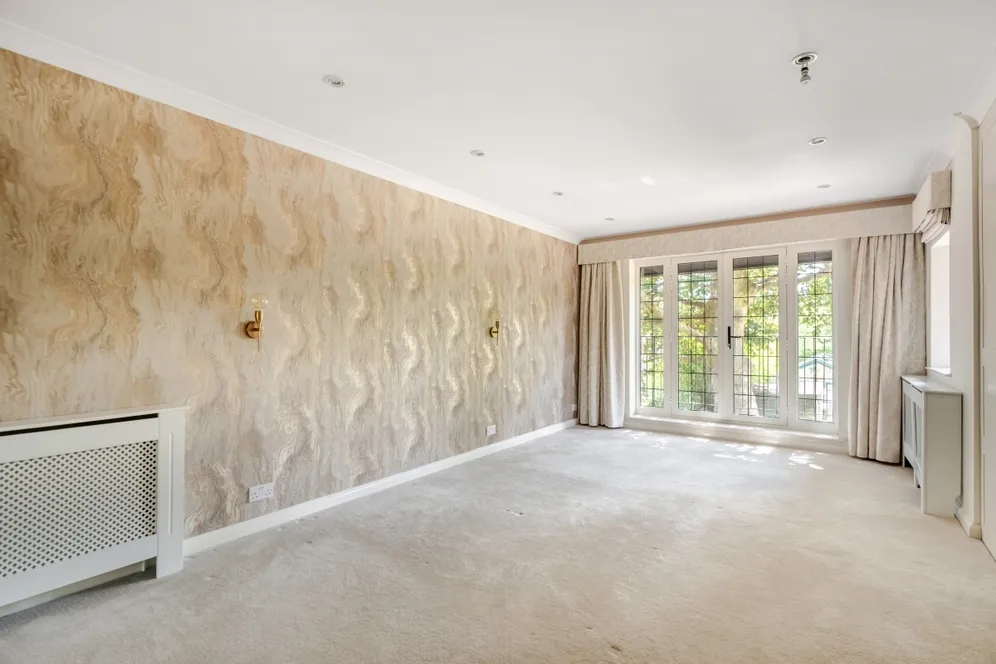 Croft Road Woldingham CR3 photo 14