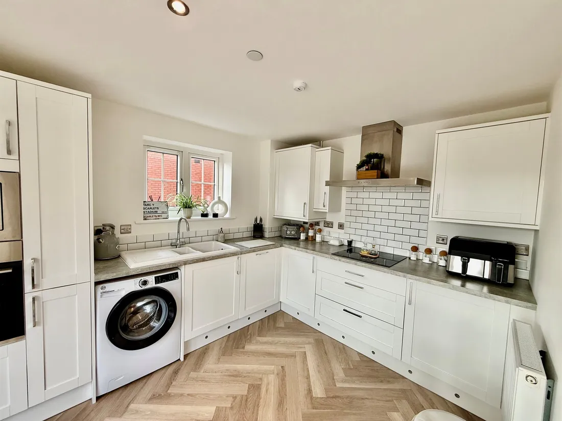 Property photo 12
