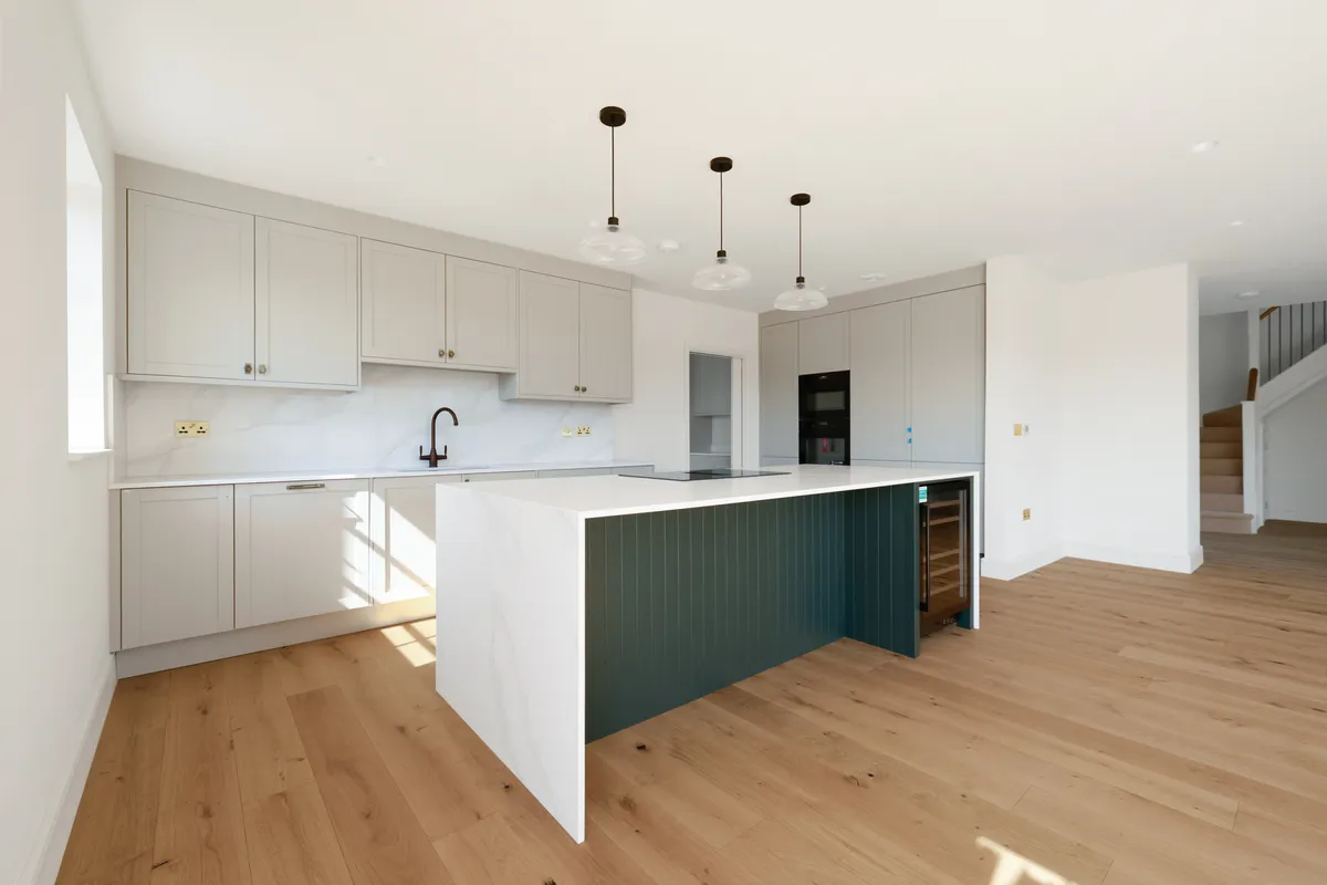 Old Farm Close, Charlwood, Horley, Surrey, RH6