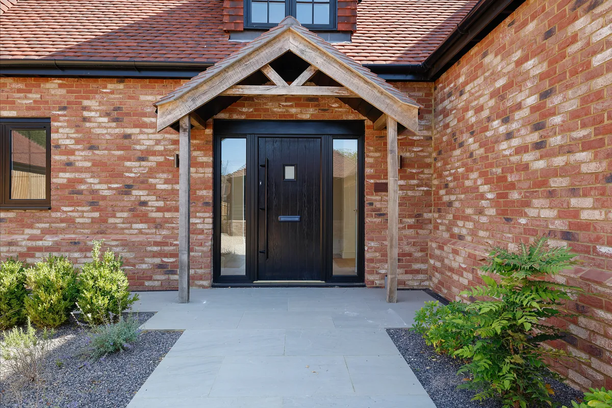 Old Farm Close, Charlwood, Horley, Surrey, RH6