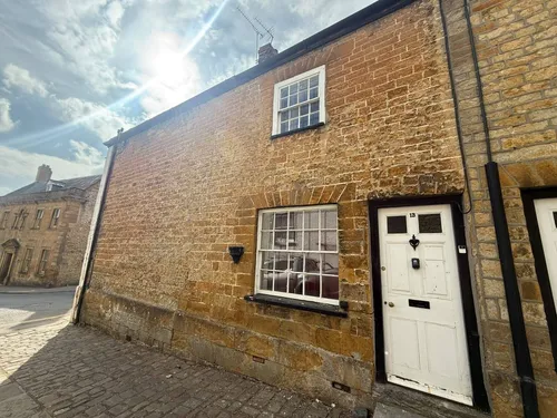 Church Street, CREWKERNEphoto
