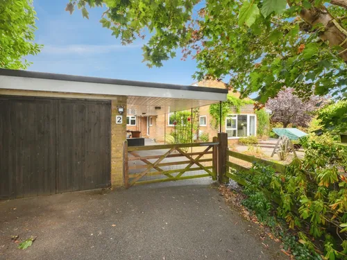 Danecote, KNEBWORTHphoto