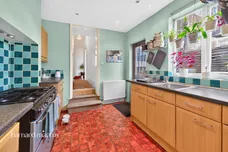 Oakleigh Road North, London
