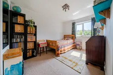Priorsfield, Marlborough, SN8 photo 16