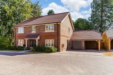 Canada Drive, Headley, Epsom