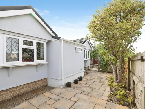 Bungalow Park, Amesbury, Salisburyphoto