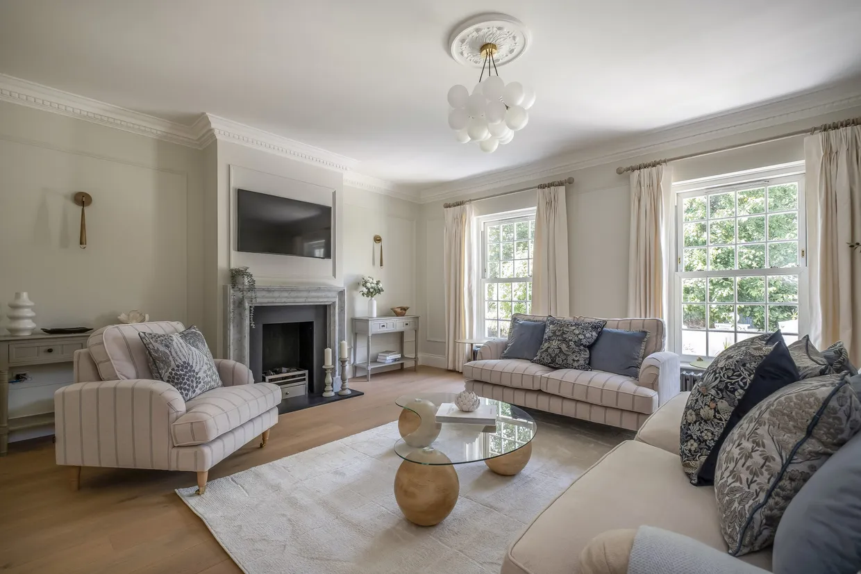 Beaufort Close, London, SW15 photo 3