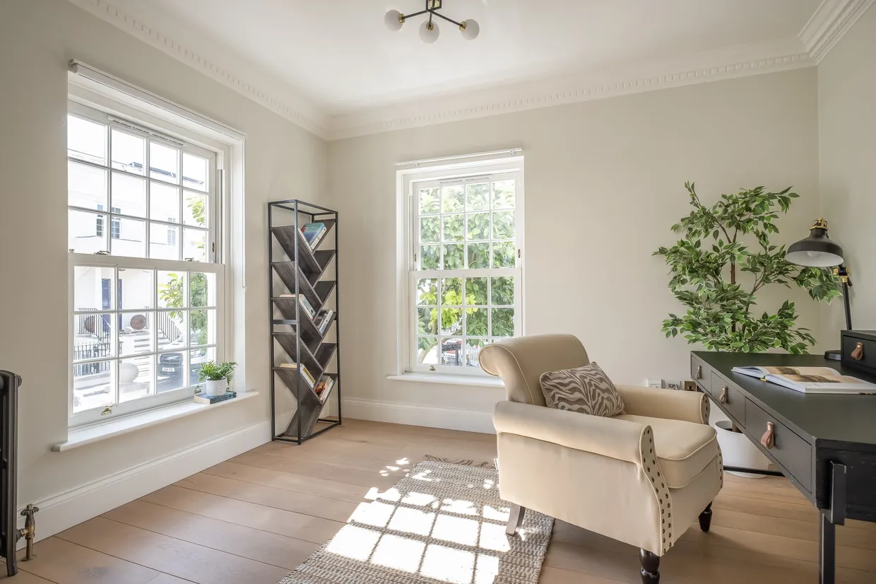 Beaufort Close, London, SW15 photo 5
