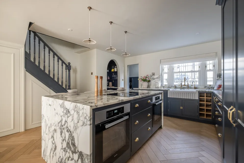 Beaufort Close, London, SW15 photo 8