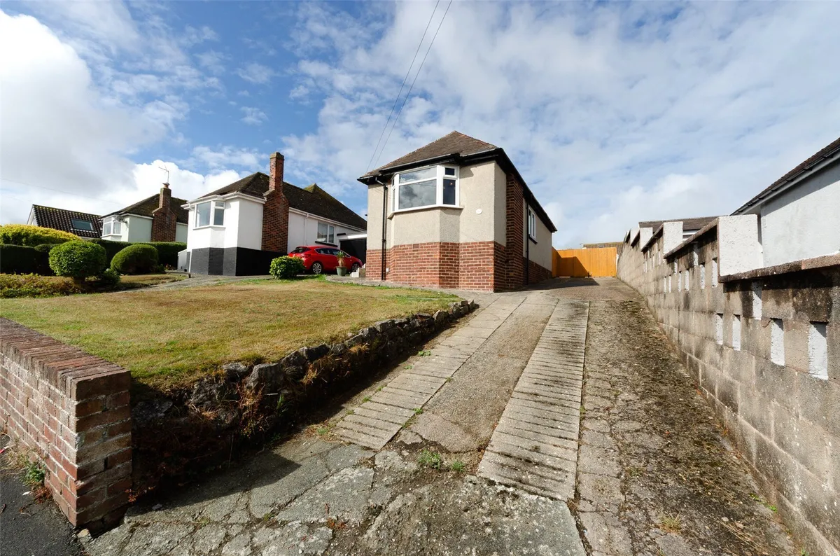 Cefn Y Bryn, Llandudno, Conwy, LL30
