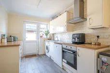 Small Street, Chirton, SN10 photo 7