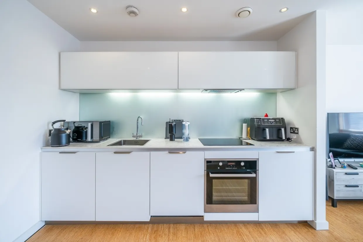 Wingate Square Clapham SW4 photo 3