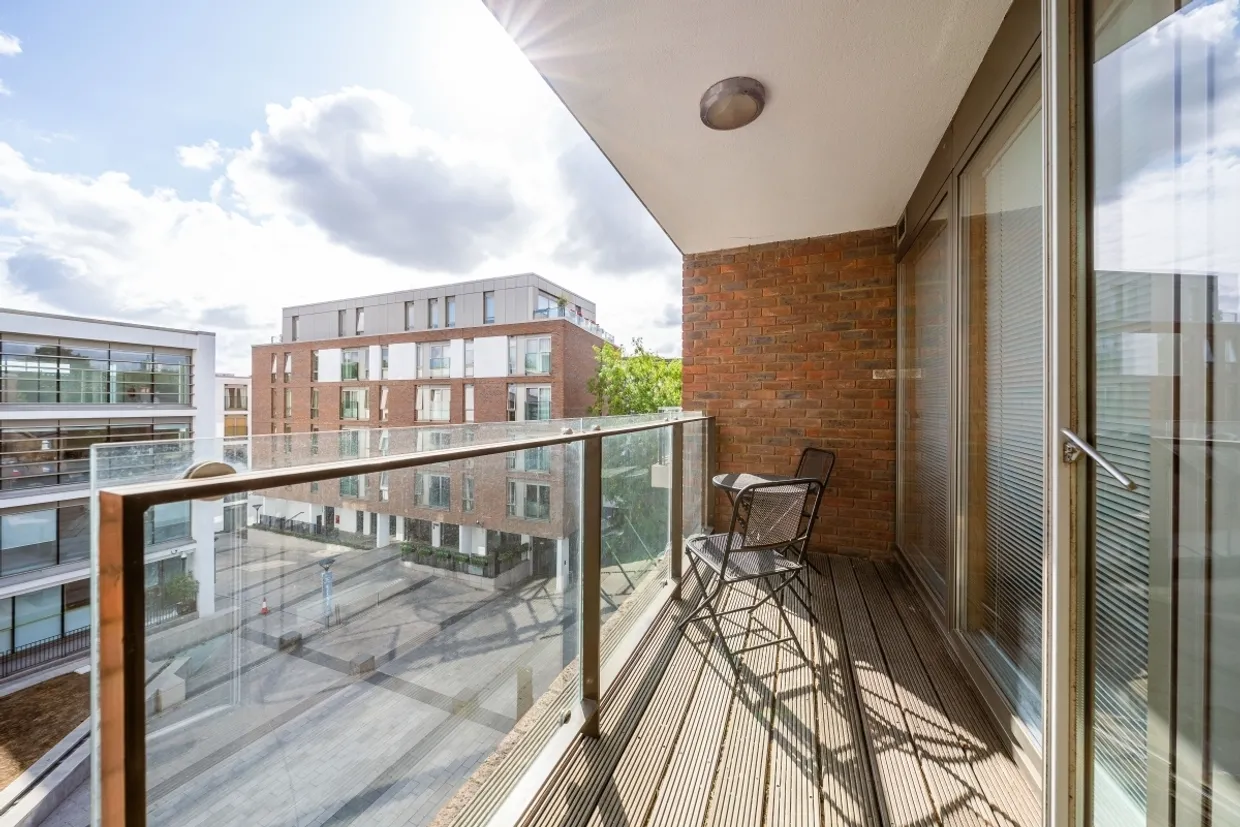 Wingate Square Clapham SW4 photo 6