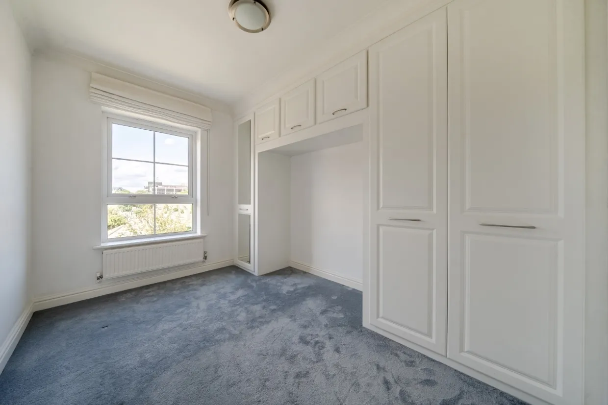 Malthouse Drive London W4 photo 14