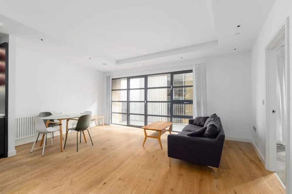Lyell Street, E14 photo 10