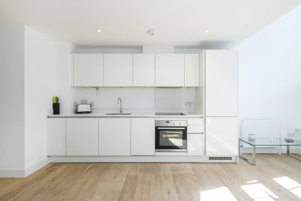 Clyde Square, E14 photo 4