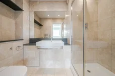 Malthouse Drive London W4 photo 17