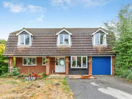 Hoover Close, St. Leonards-On-Sea photo