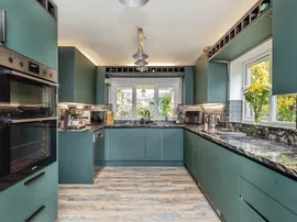 Hoover Close, St. Leonards-On-Sea thumb 2