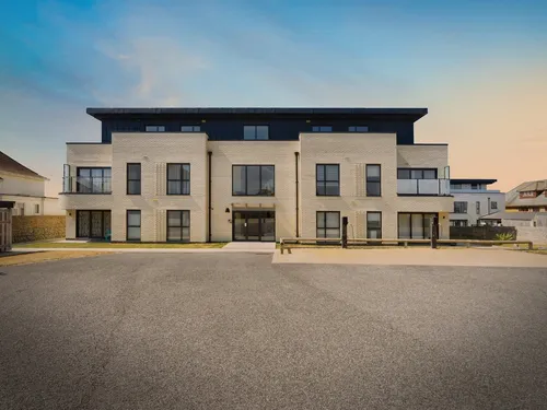 Claremont Road, Seafordphoto