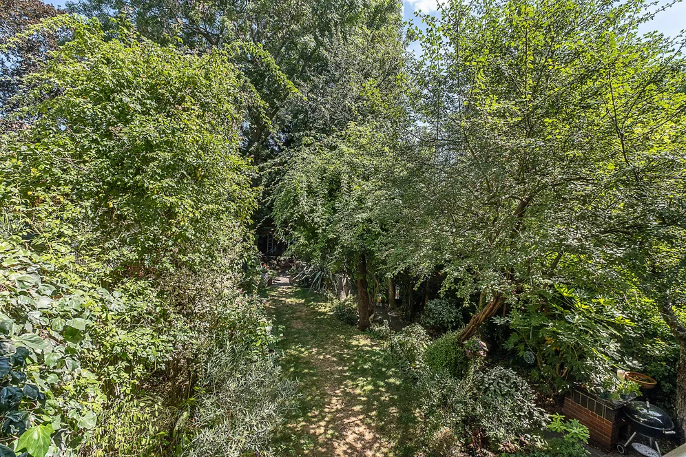Spencer Hill, London, SW19 photo 22