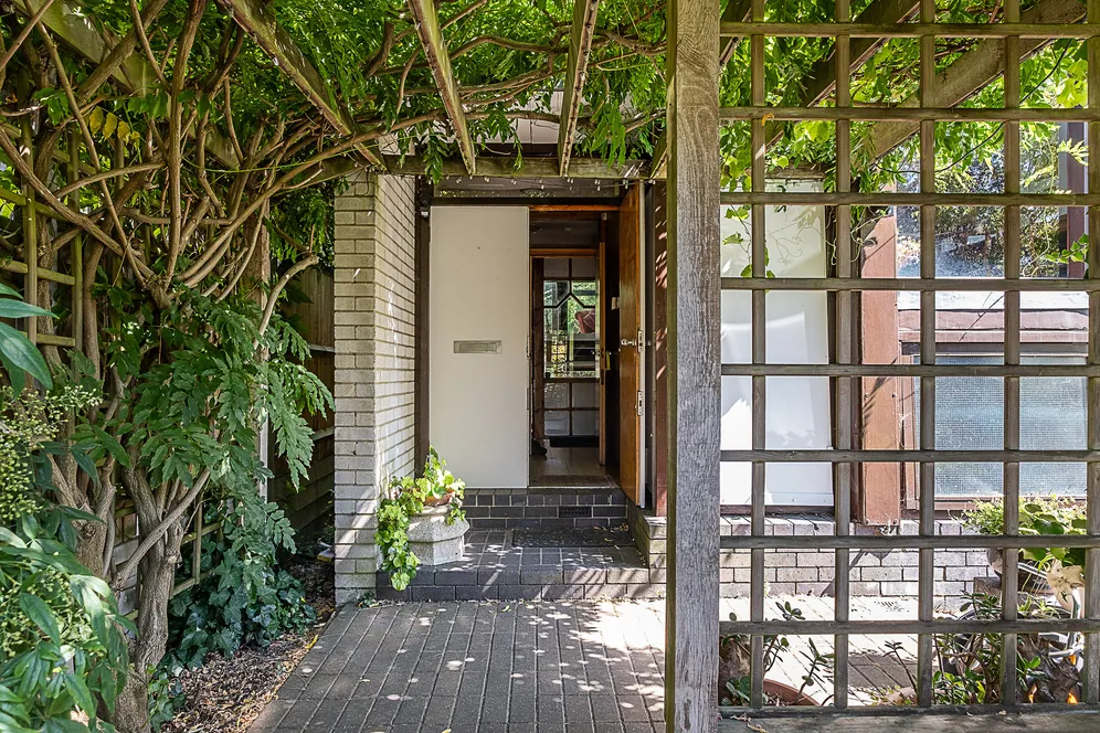 Spencer Hill, London, SW19 photo 39