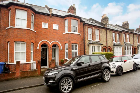 Devereux Road, Windsor, SL4