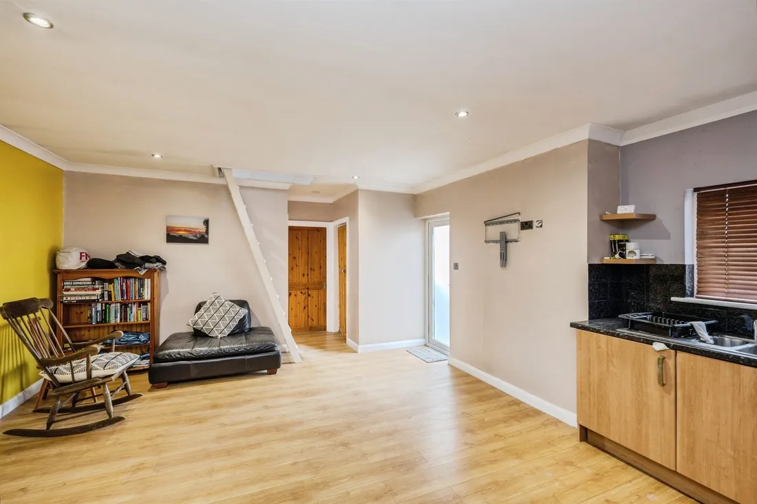 Property photo 16
